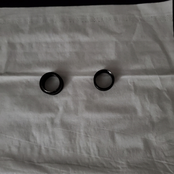 Ear spacers - Picture 3 of 3